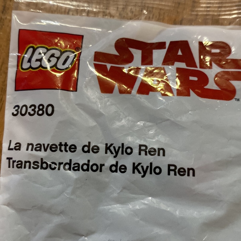 Lego, Star Wars, Kylo Ren’s Shuttle mini building set, 30380, NIP - Picture 5 of 5